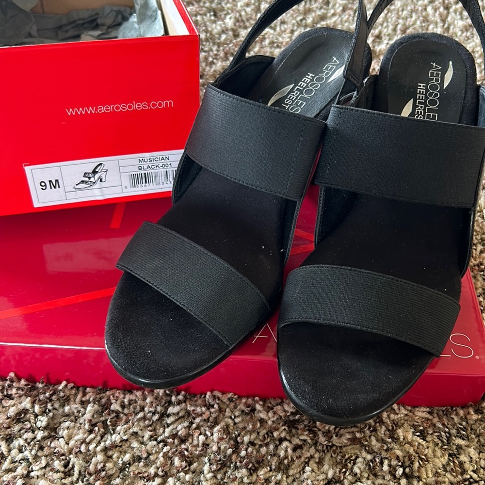 Like new Aerosoles worn 1 time for a few hours for a wedding!